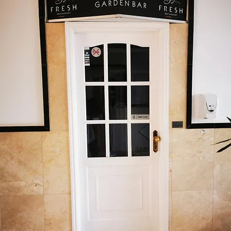 Tamaran Apartment